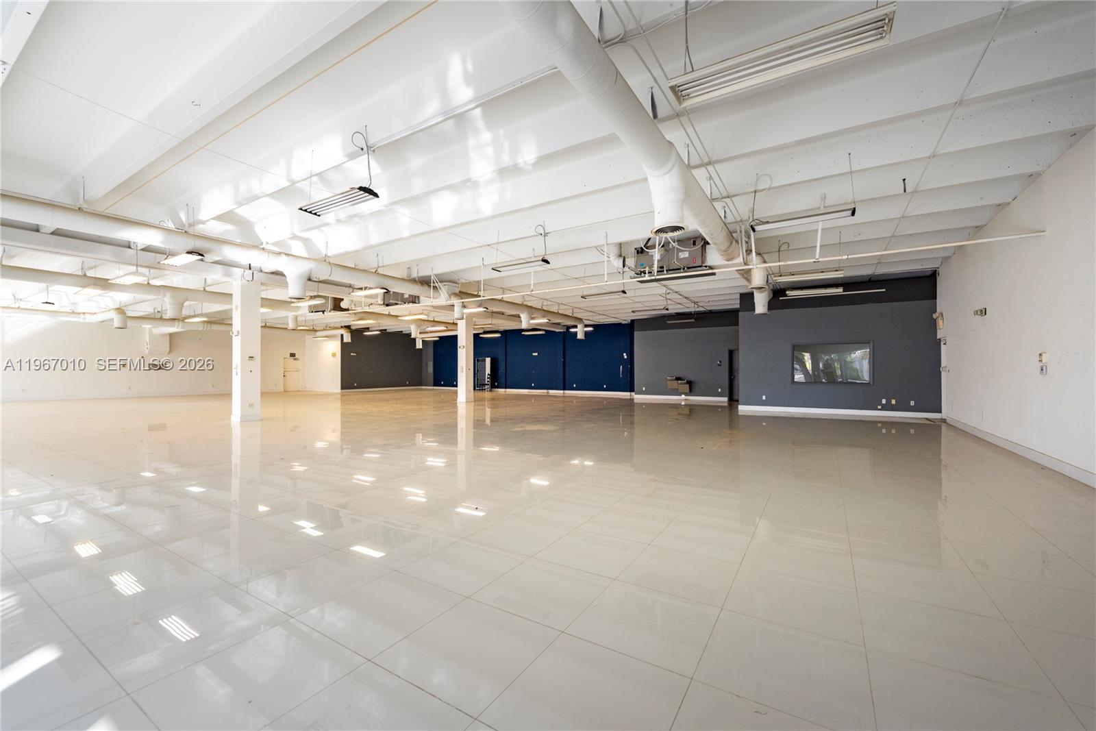 Подробнее / кв.футов $ 2026-02-17 0 Фото