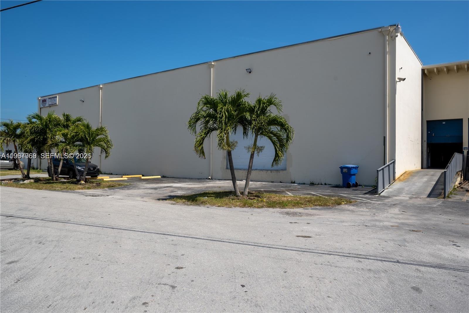 See details / sq. ft. $ 2026-02-17 0 Photo