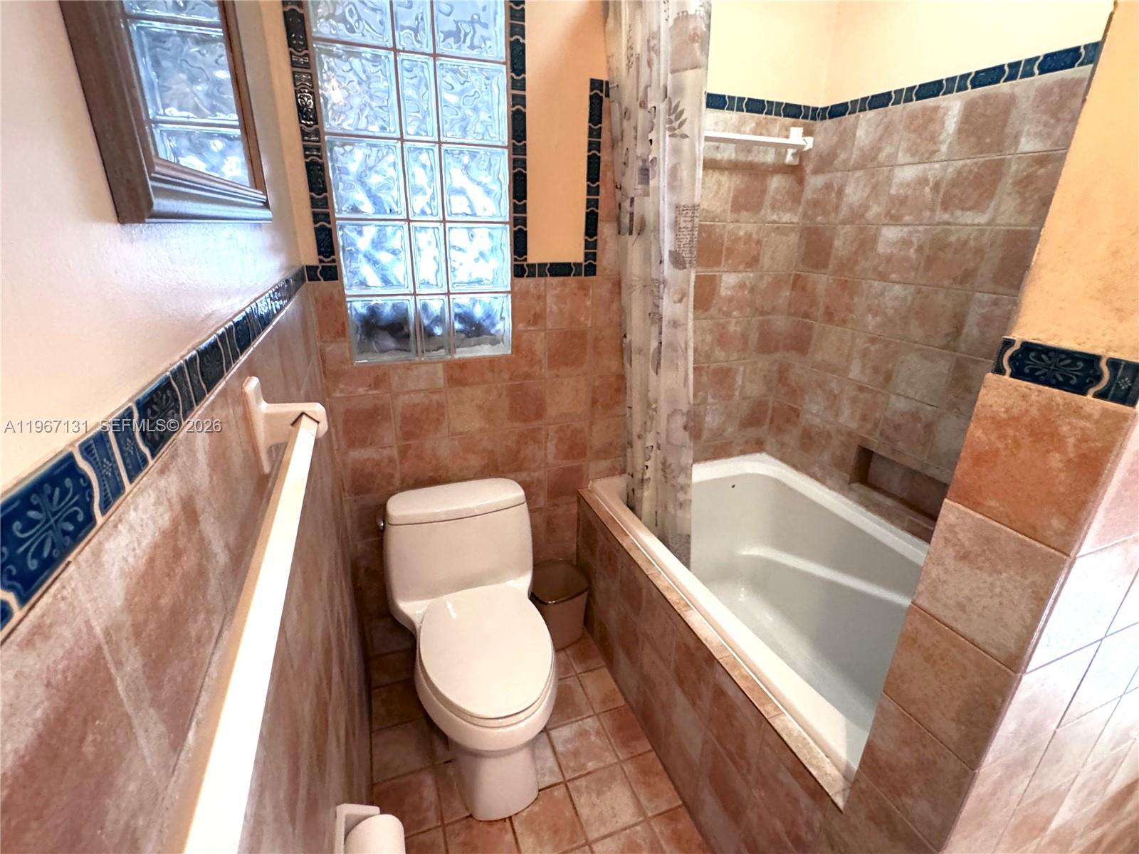   /  2340 кв.футов $ 2026-02-17 0 Фото