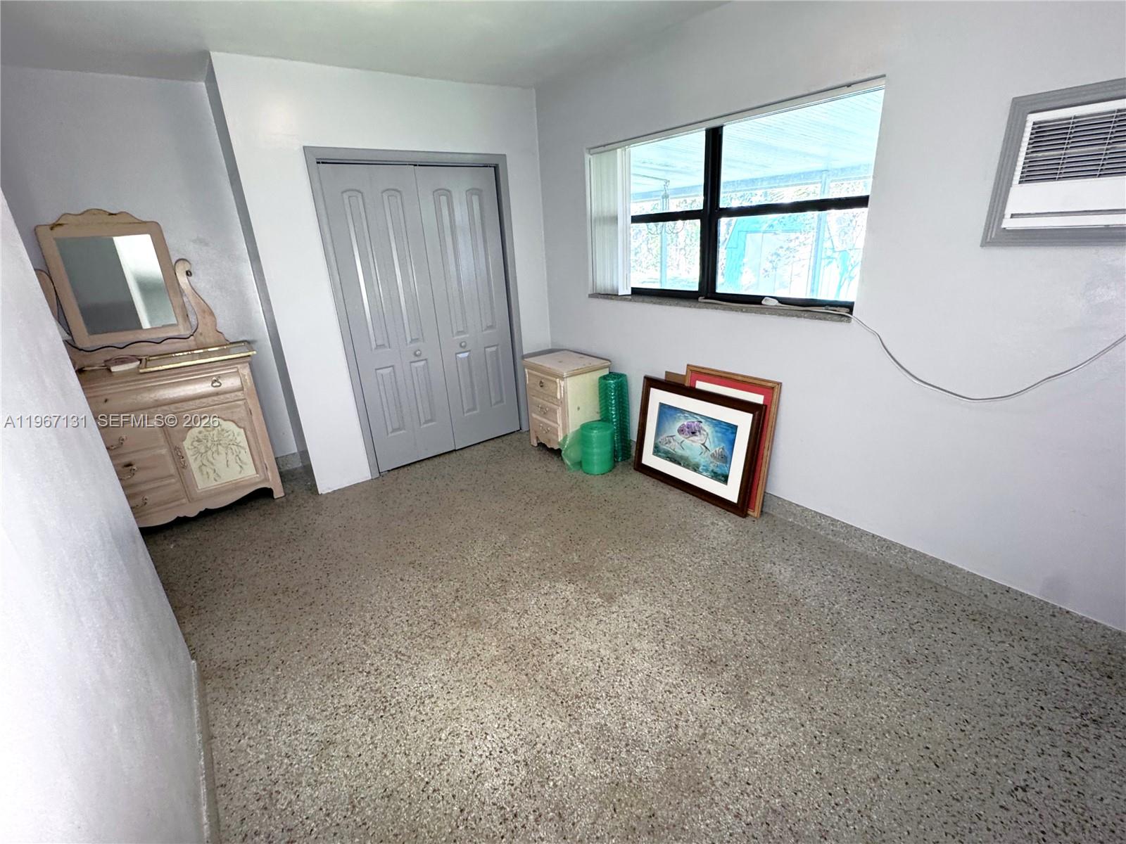   /  2340 кв.футов $ 2026-02-17 0 Фото