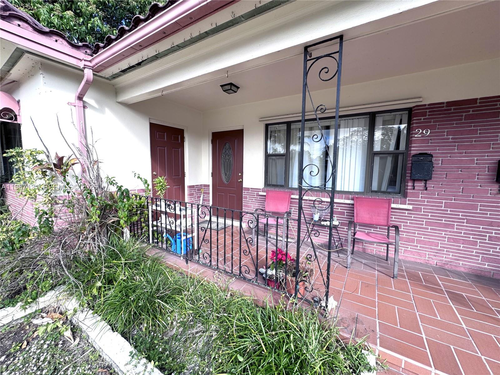   /  2340 кв.футов $ 2026-02-17 0 Фото