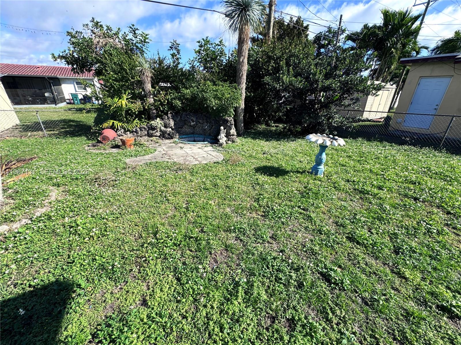   /  2340 кв.футов $ 2026-02-17 0 Фото