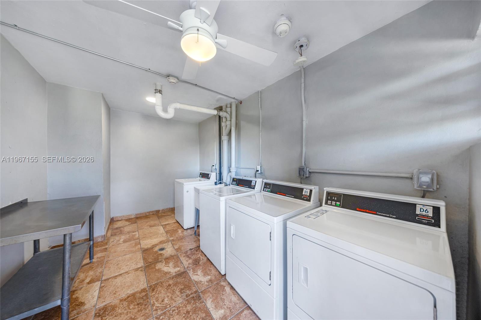 326-4 2 / 2 1317 кв.футов $ 2026-02-17 0 Фото