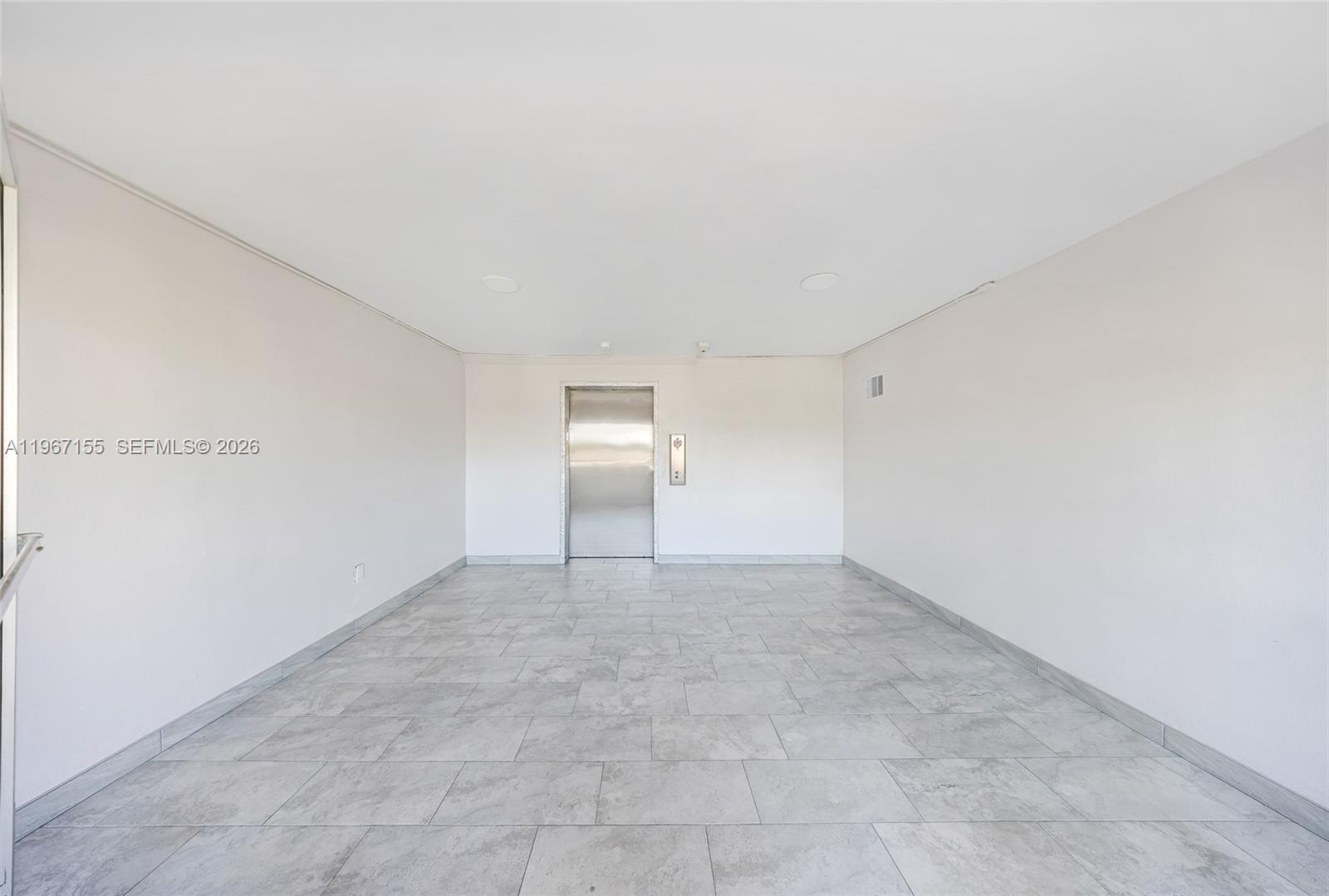 326-4 2 / 2 1317 кв.футов $ 2026-02-17 0 Фото