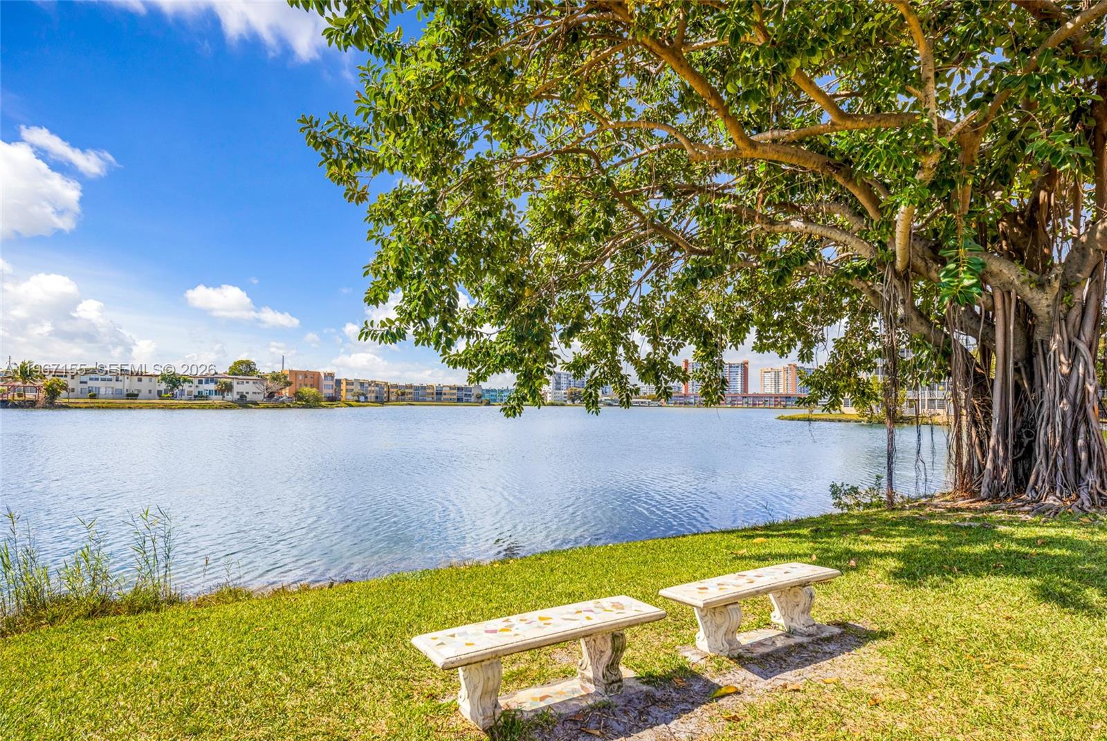 326-4 2 / 2 1317 кв.футов $ 2026-02-17 0 Фото