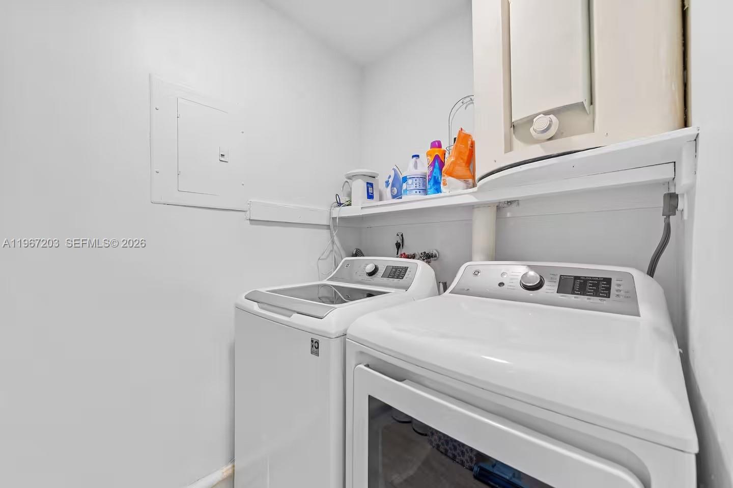   /  1895 sq. ft. $ 2026-02-17 0 foto