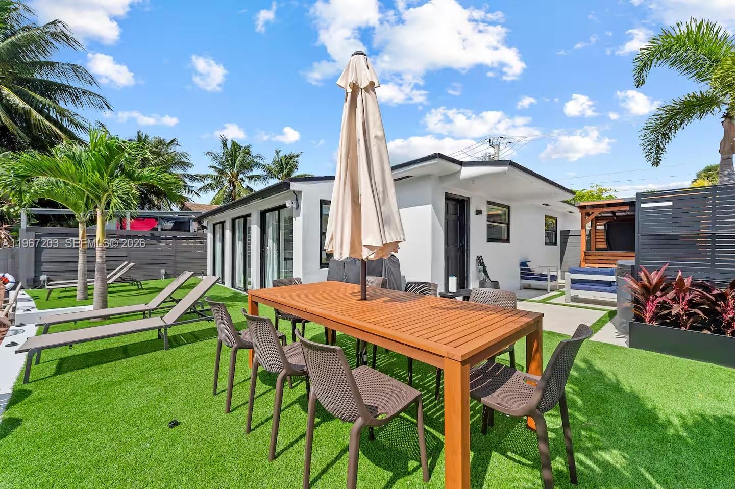   /  1895 sq. ft. $ 2026-02-17 0 foto