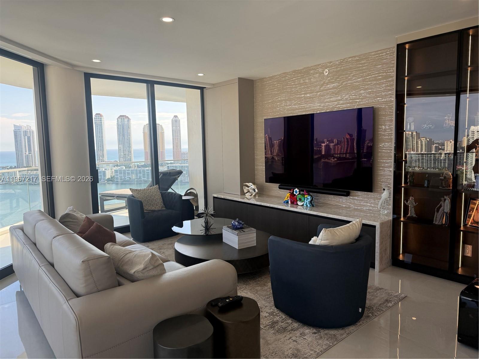 2804 2 / 3 2150 sq. ft. $ 2026-02-17 0 foto