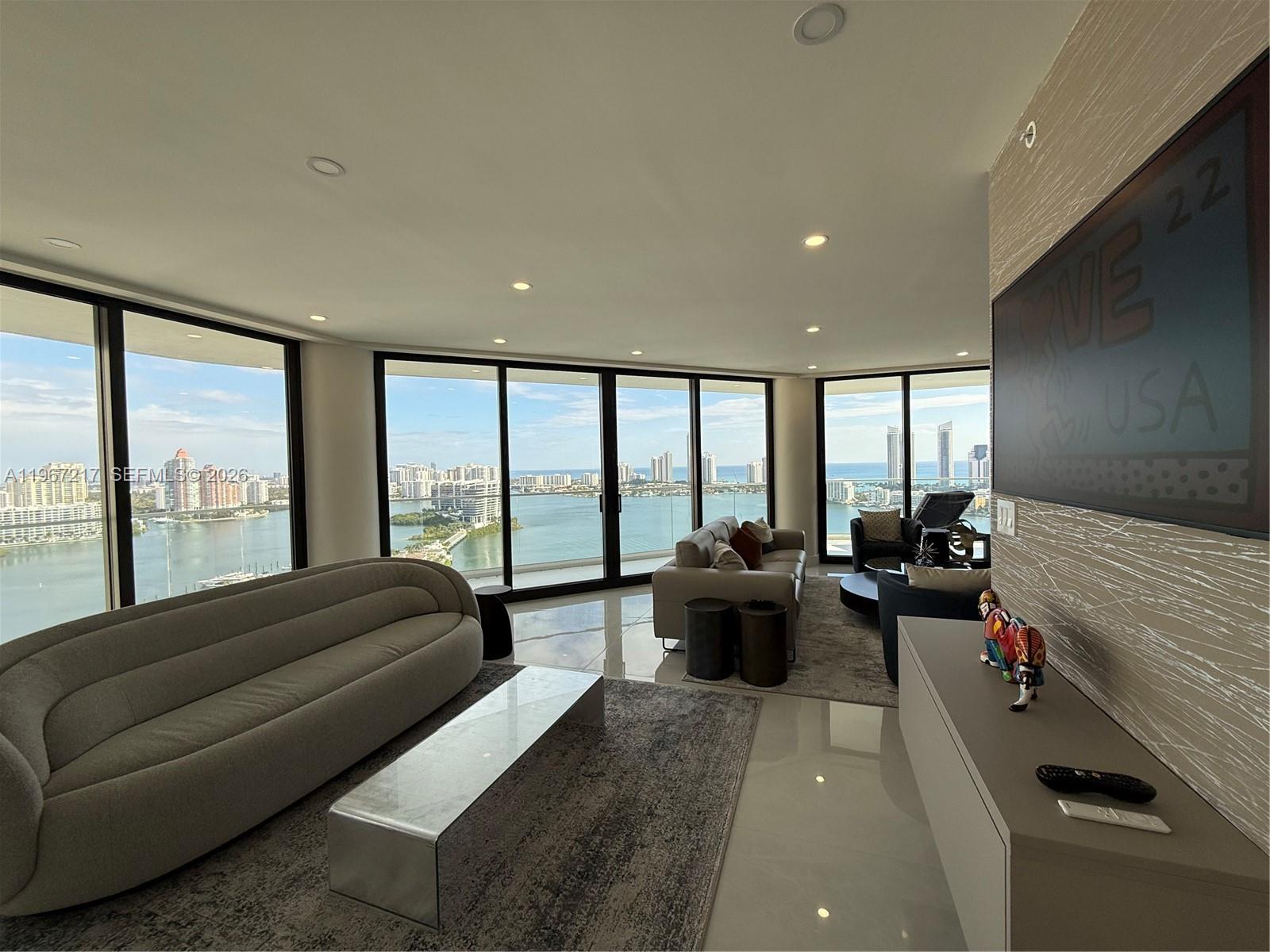 2804 2 / 3 2150 sq. ft. $ 2026-02-17 0 foto