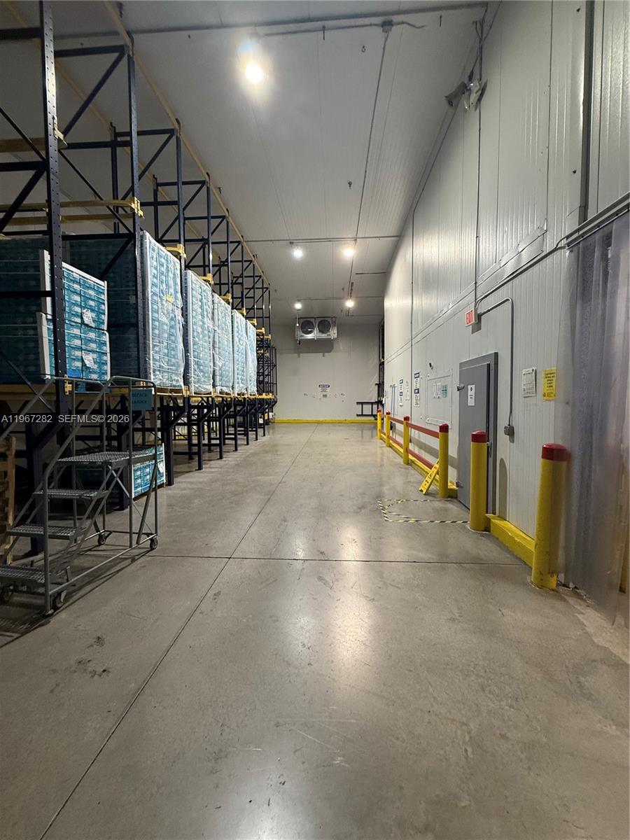 See details / sq. ft. $ 2026-02-17 0 Photo