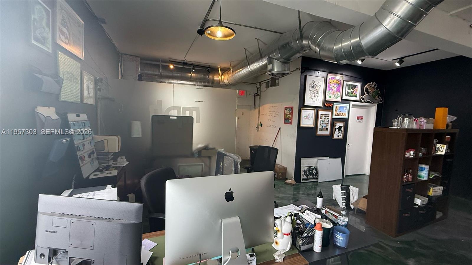   /   кв.футов $ 2026-02-17 0 Фото