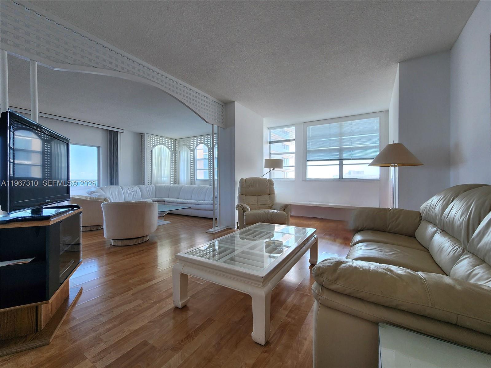 See details PHE 3 / 3 1780 sq. ft. $ 2026-02-17 0 Photo