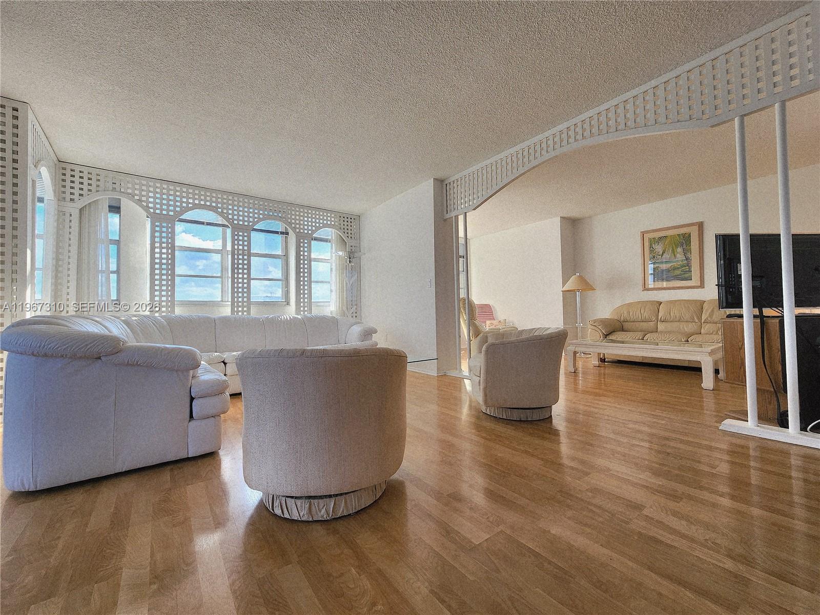 See details PHE 3 / 3 1780 sq. ft. $ 2026-02-17 0 Photo