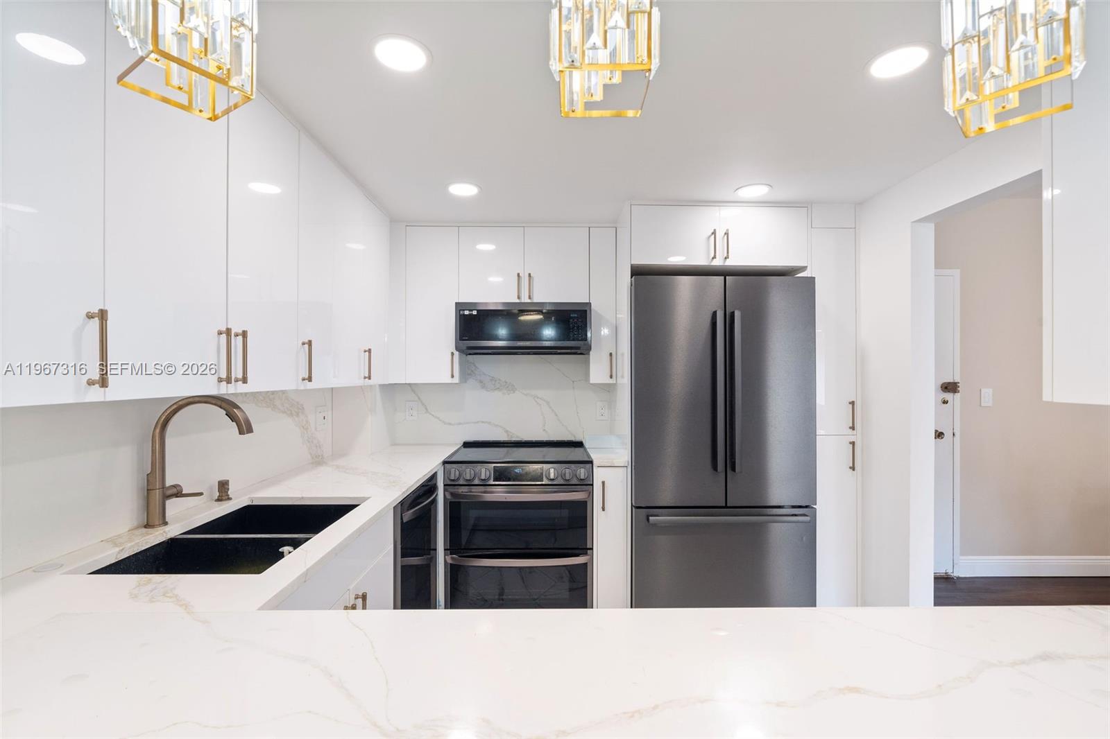 9G 2 / 2 1240 sq. ft. $ 2026-02-17 0 Photo