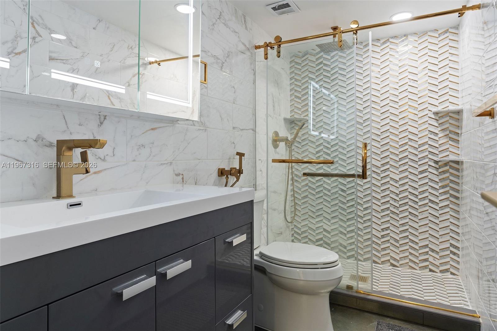 9G 2 / 2 1240 sq. ft. $ 2026-02-17 0 Photo