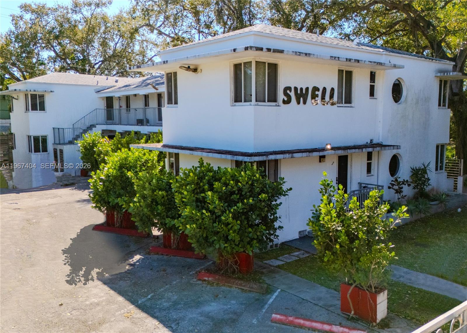   /   sq. ft. $ 2026-02-17 0 foto