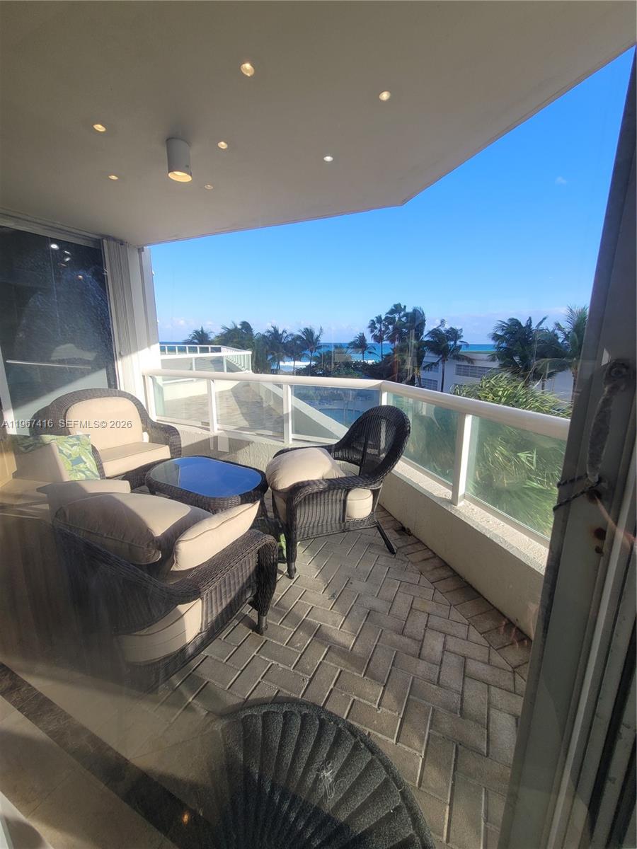 Photo of 6051 Ocean Dr #302, Hollywood, Florida, 33019 -