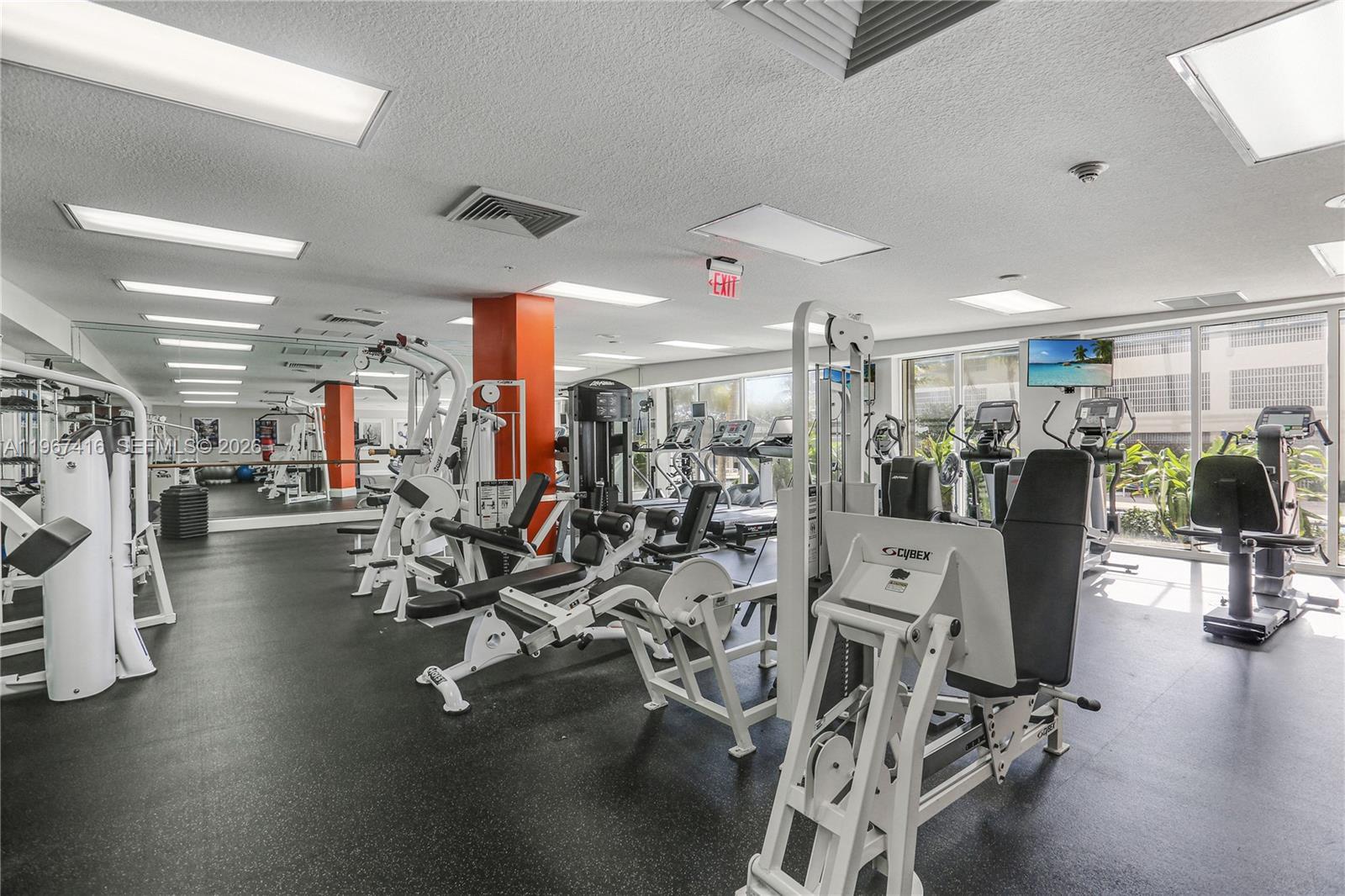 Photo of 6051 Ocean Dr #302, Hollywood, Florida, 33019 -