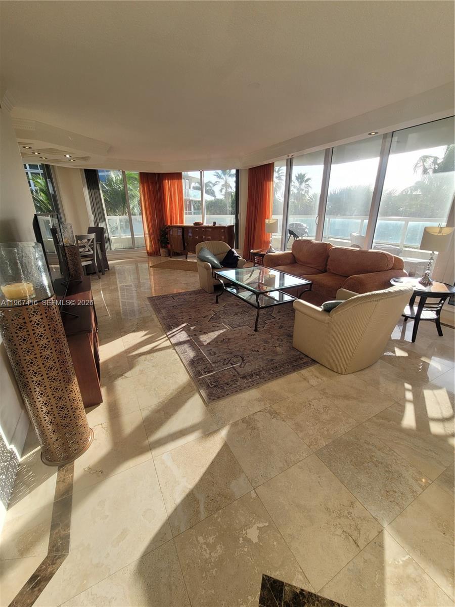 Photo of 6051 Ocean Dr #302, Hollywood, Florida, 33019 -