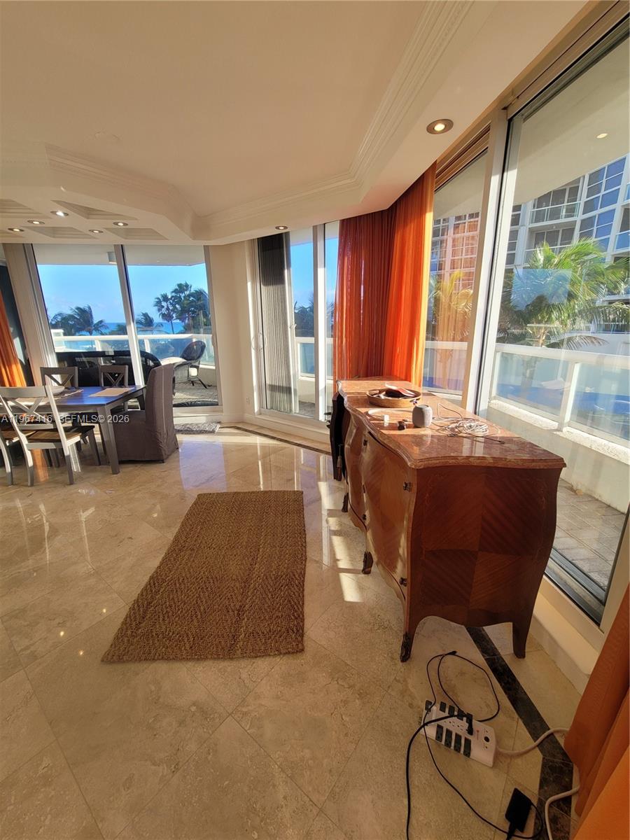 Photo of 6051 Ocean Dr #302, Hollywood, Florida, 33019 -