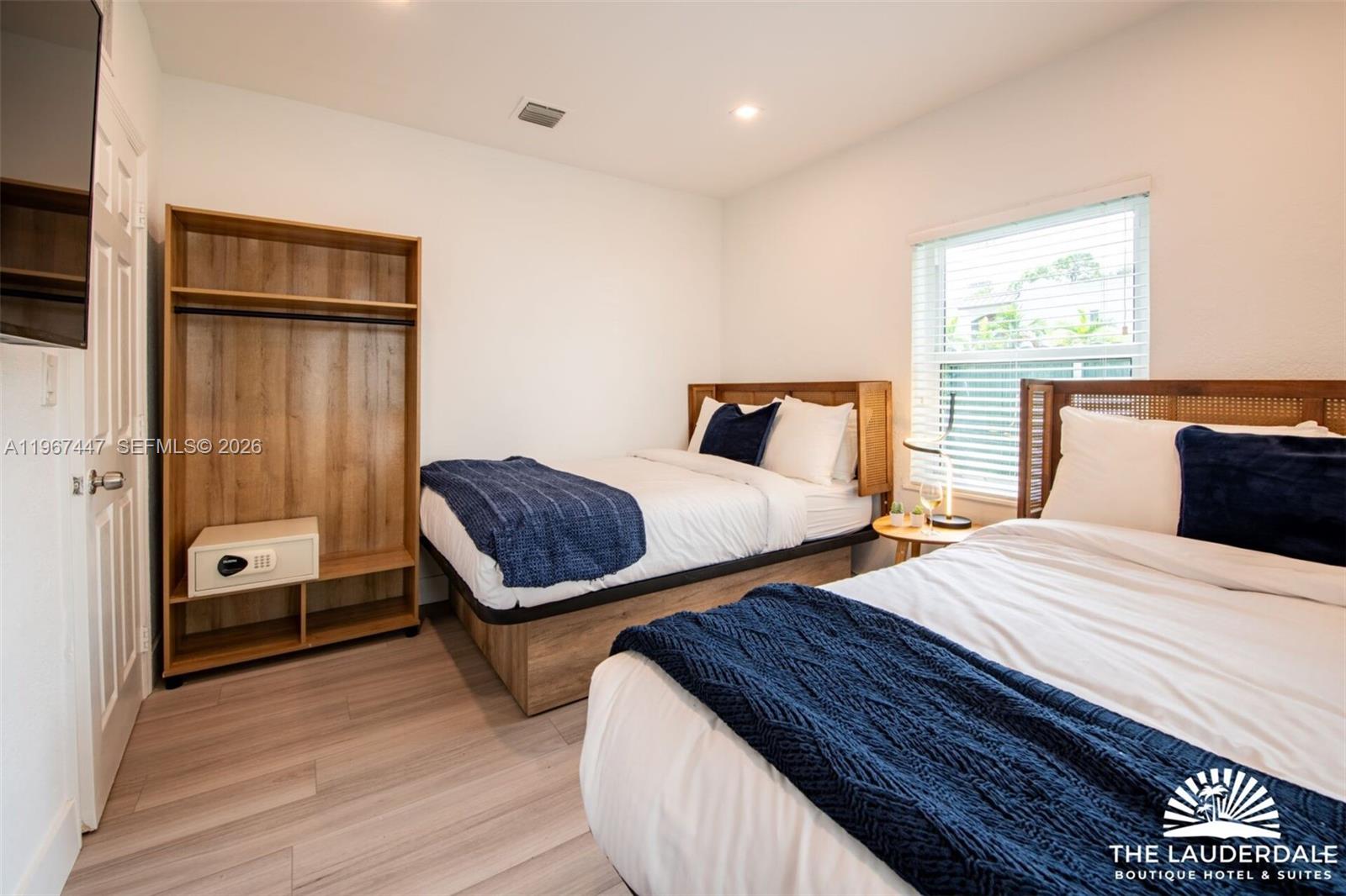 See details / sq. ft. $ 2026-02-18 0 Photo