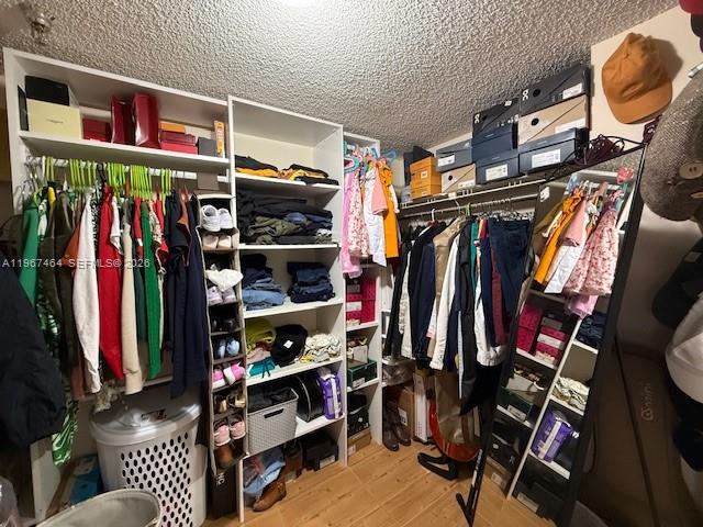 See details 811 2 / 2 1240 sq. ft. $ 2026-02-18 0 Photo