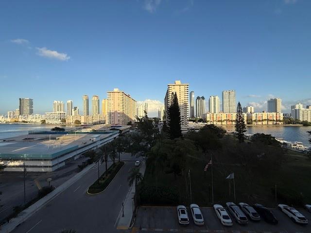 See details 811 2 / 2 1240 sq. ft. $ 2026-02-18 0 Photo