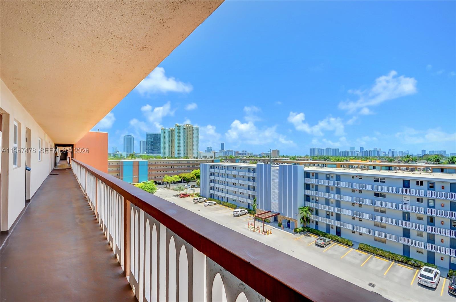 Photo of 301 14th Ave #702, Hallandale Beach, Florida, 33009 -