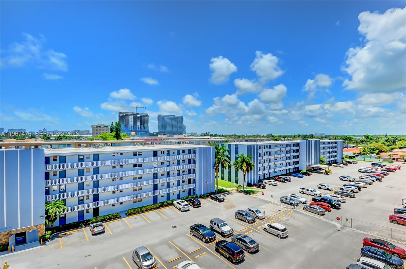 Photo of 301 14th Ave #702, Hallandale Beach, Florida, 33009 -