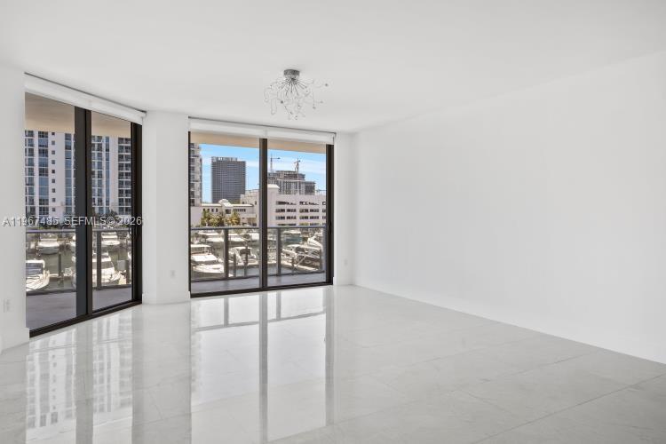 Photo of 17301 Biscayne Blvd #305, North Miami Beach, Florida, 33160 -