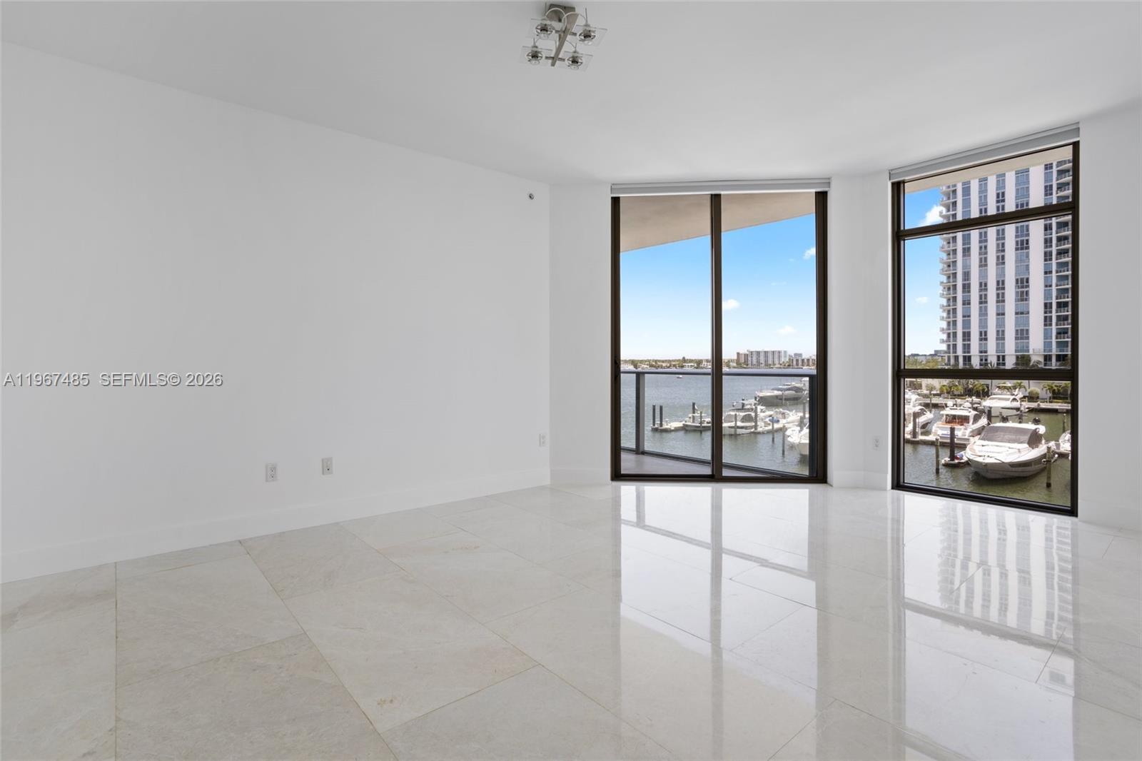 Photo of 17301 Biscayne Blvd #305, North Miami Beach, Florida, 33160 -