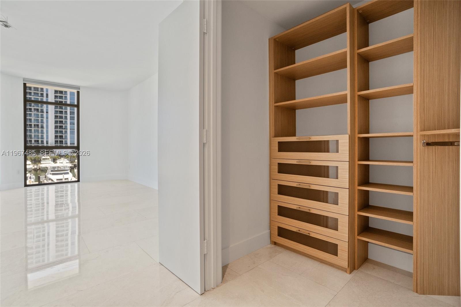 Photo of 17301 Biscayne Blvd #305, North Miami Beach, Florida, 33160 -