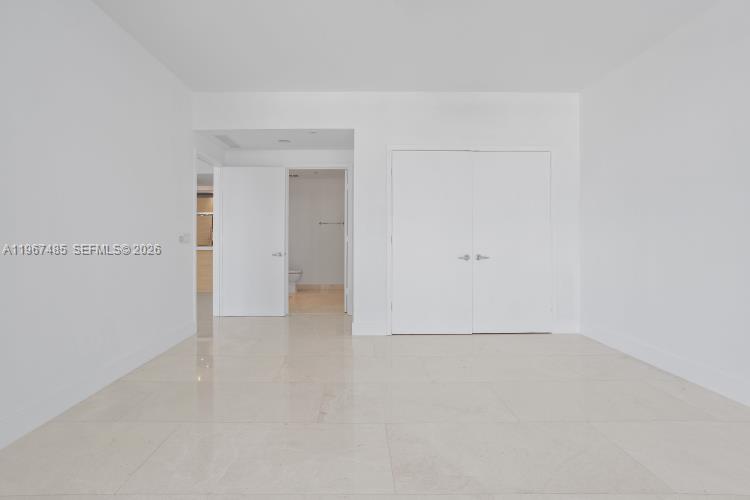 Photo of 17301 Biscayne Blvd #305, North Miami Beach, Florida, 33160 -