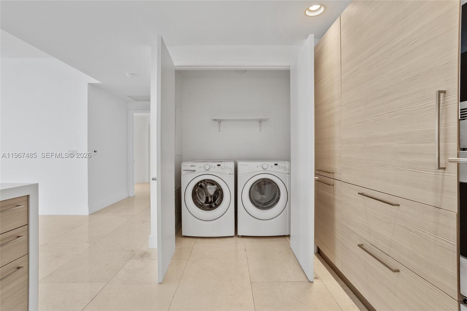 Photo of 17301 Biscayne Blvd #305, North Miami Beach, Florida, 33160 -