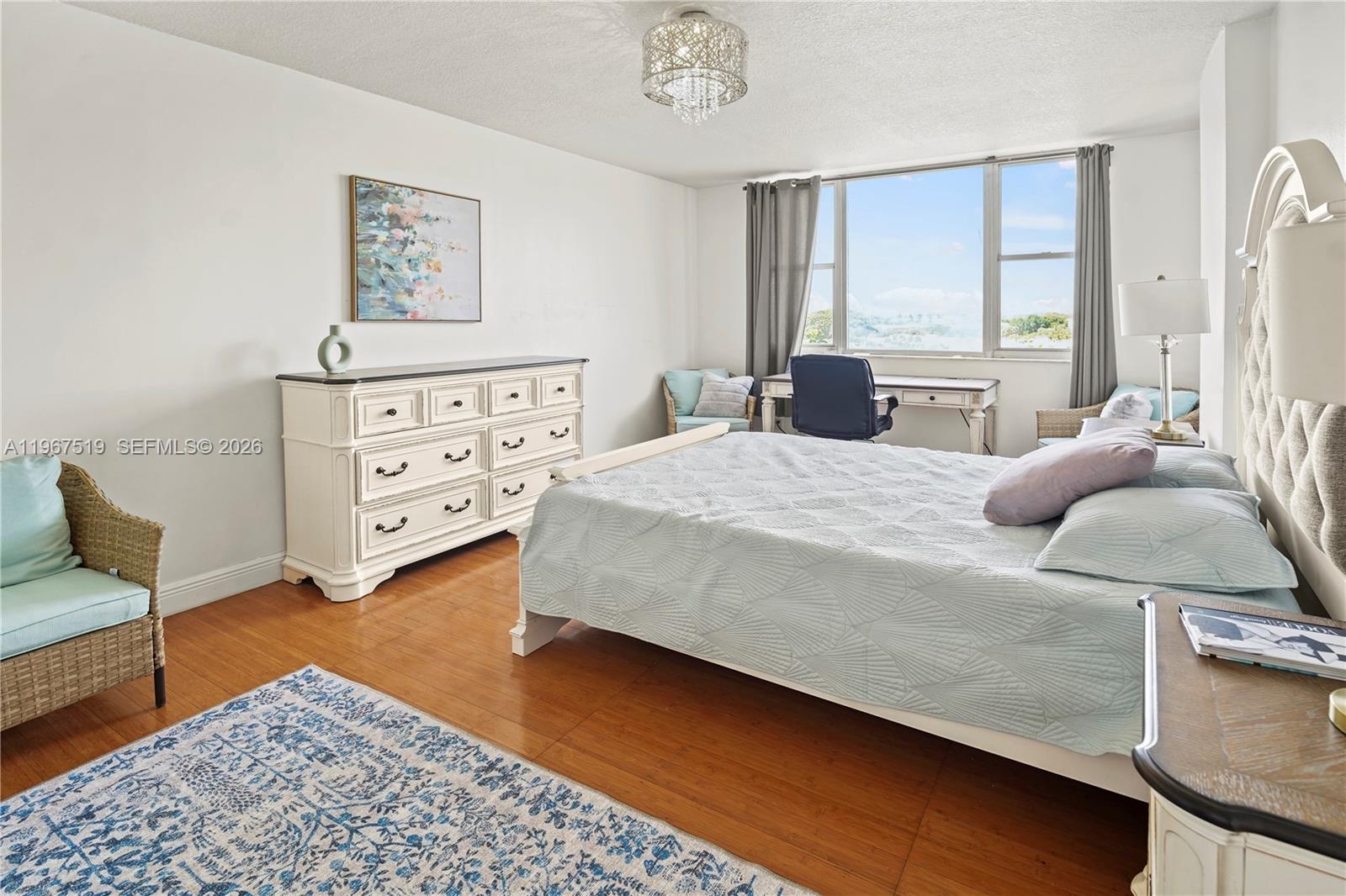 720C 2 / 2 1284 кв.футов $ 2026-02-18 0 Фото