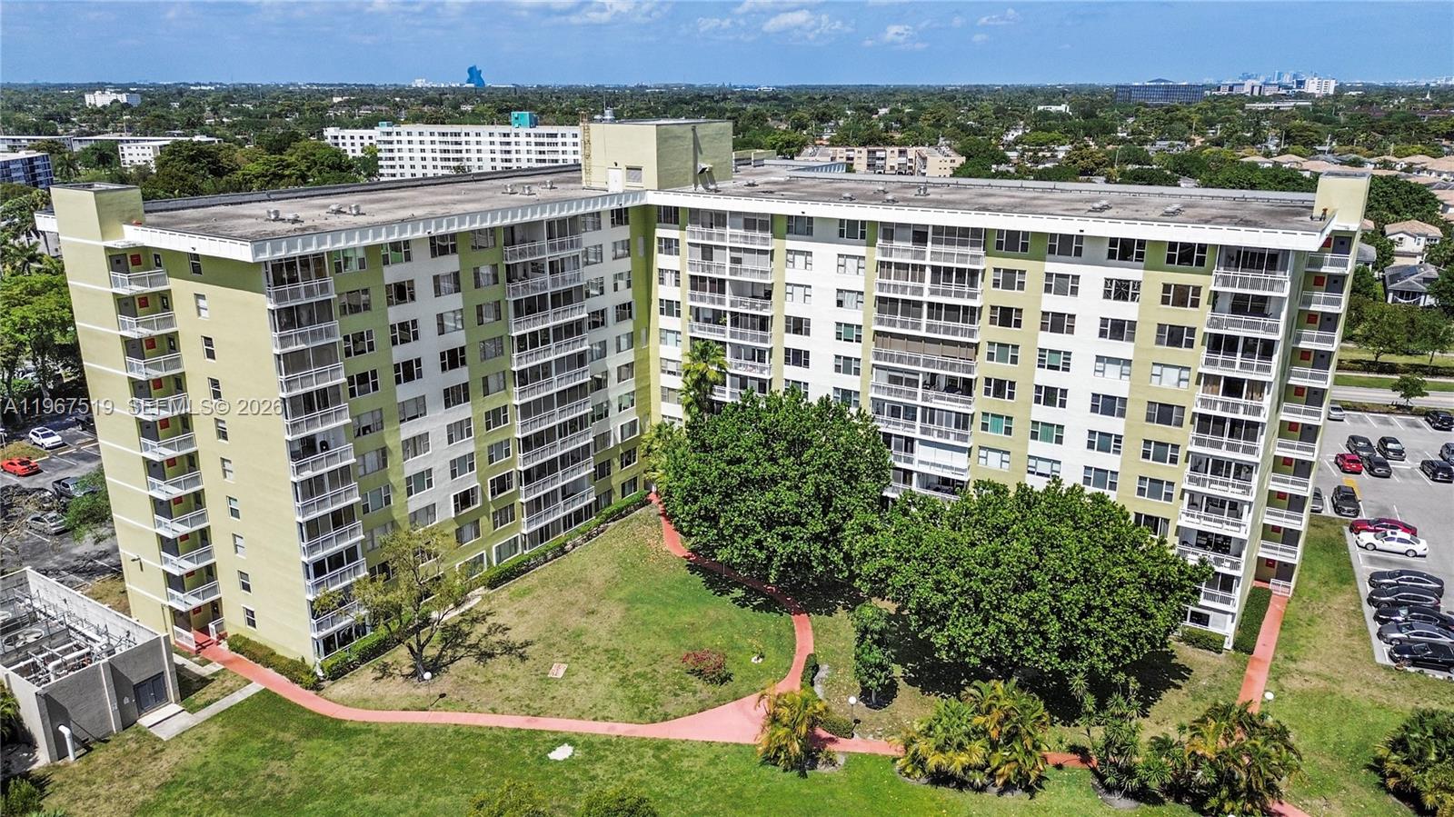 720C 2 / 2 1284 кв.футов $ 2026-02-18 0 Фото