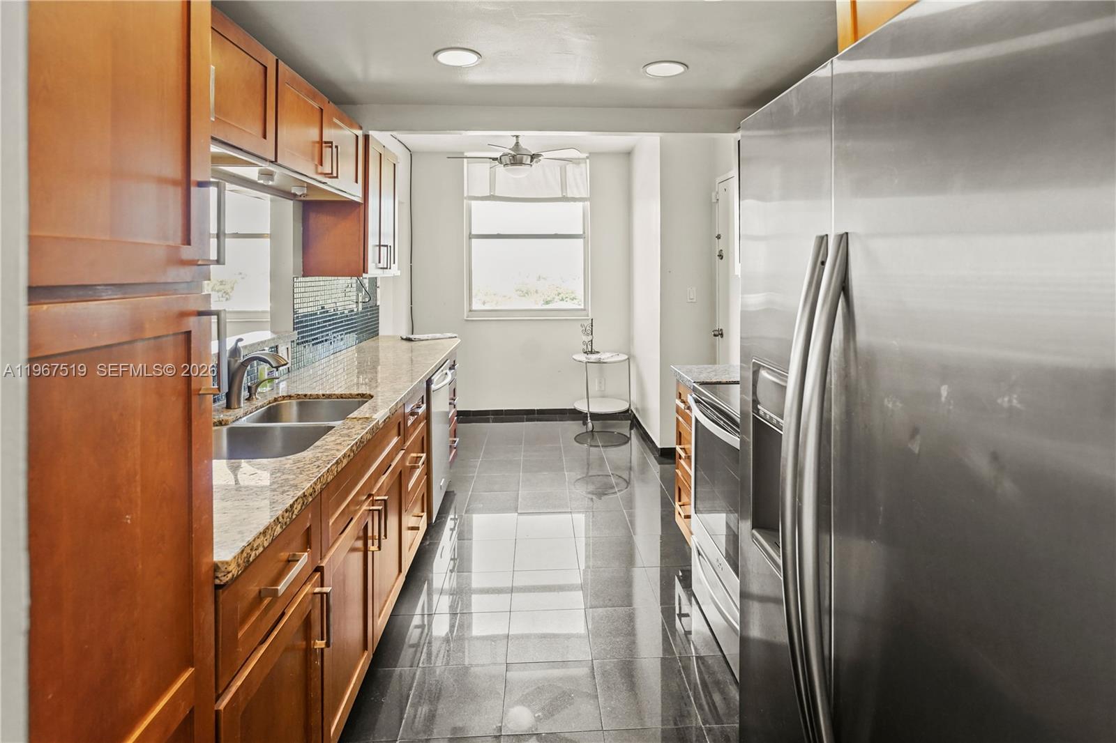 720C 2 / 2 1284 кв.футов $ 2026-02-18 0 Фото