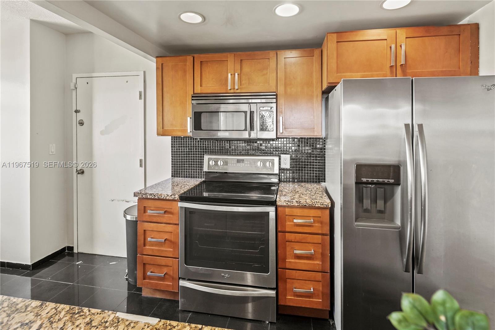 720C 2 / 2 1284 кв.футов $ 2026-02-18 0 Фото