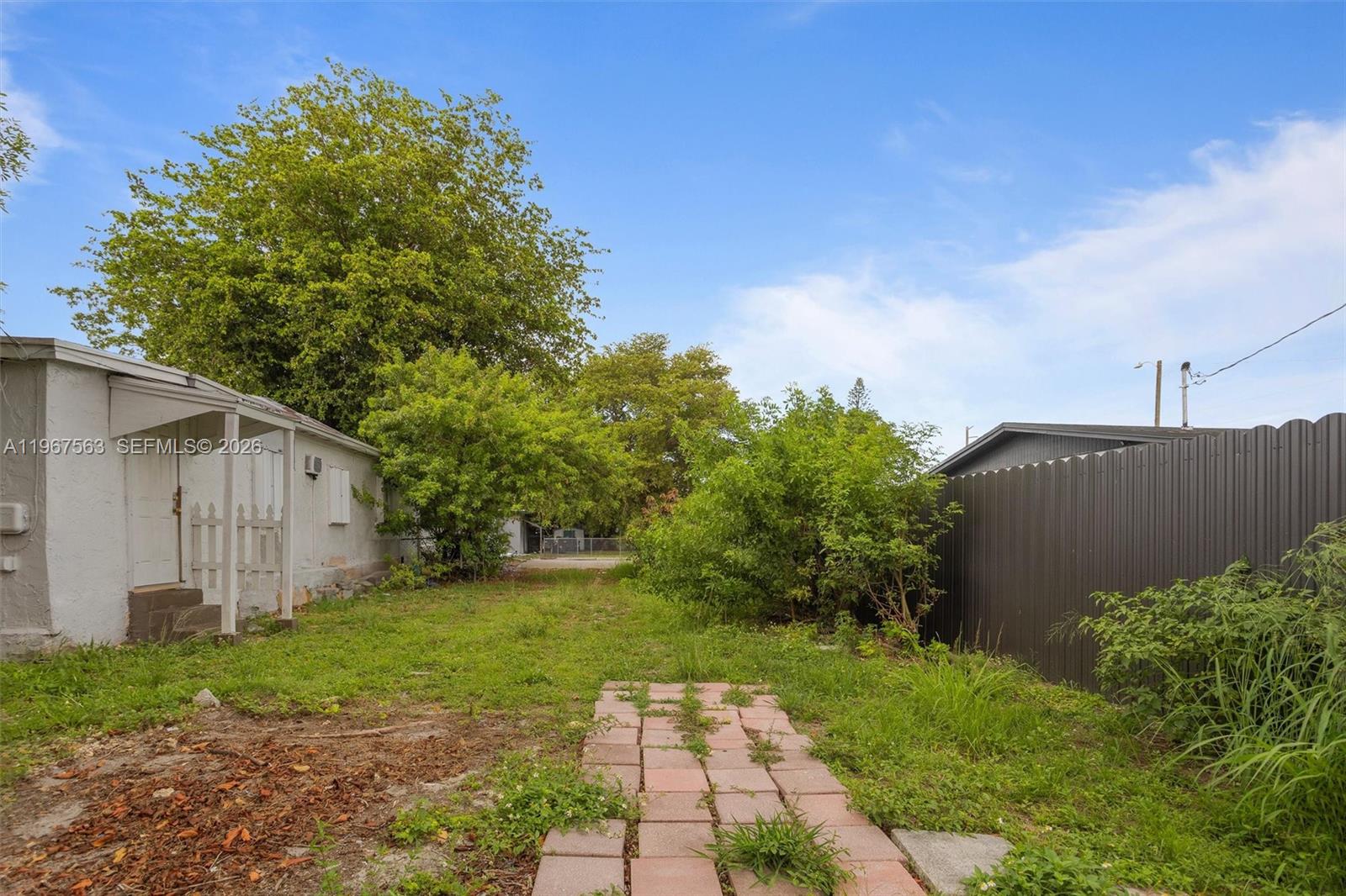   /  1056 sq. ft. $ 2026-02-18 0 foto