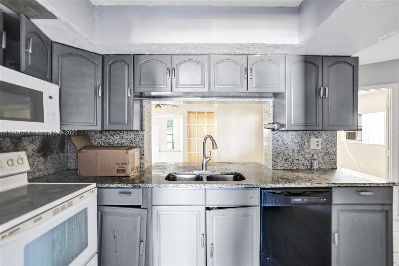 4966 4 / 2 2369 sq. ft. $ 2026-02-26 0 Photo