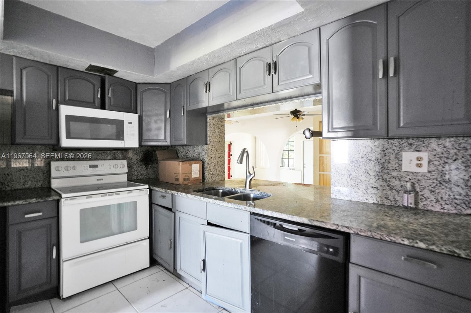 4966 4 / 2 2369 sq. ft. $ 2026-02-26 0 Photo