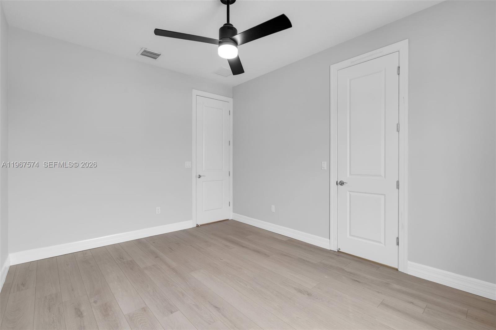 1595 3 / 3 1769 sq. ft. $ 2026-02-18 0 Photo