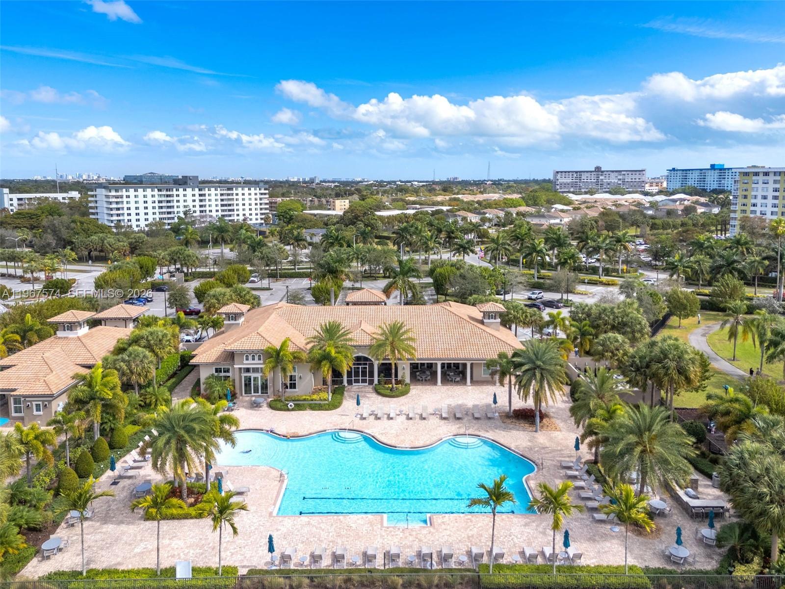 1595 3 / 3 1769 sq. ft. $ 2026-02-18 0 Photo