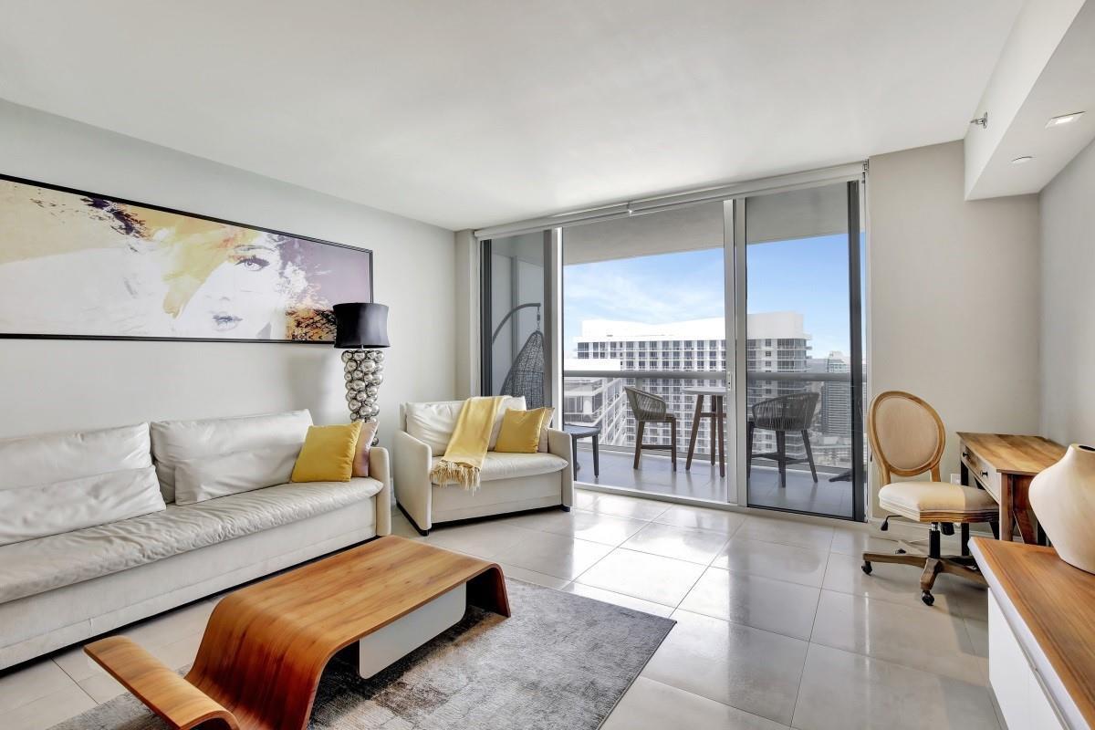 Ver detalles 4612 1 / 1 844 sq. ft. $ 2026-05-13 0 foto