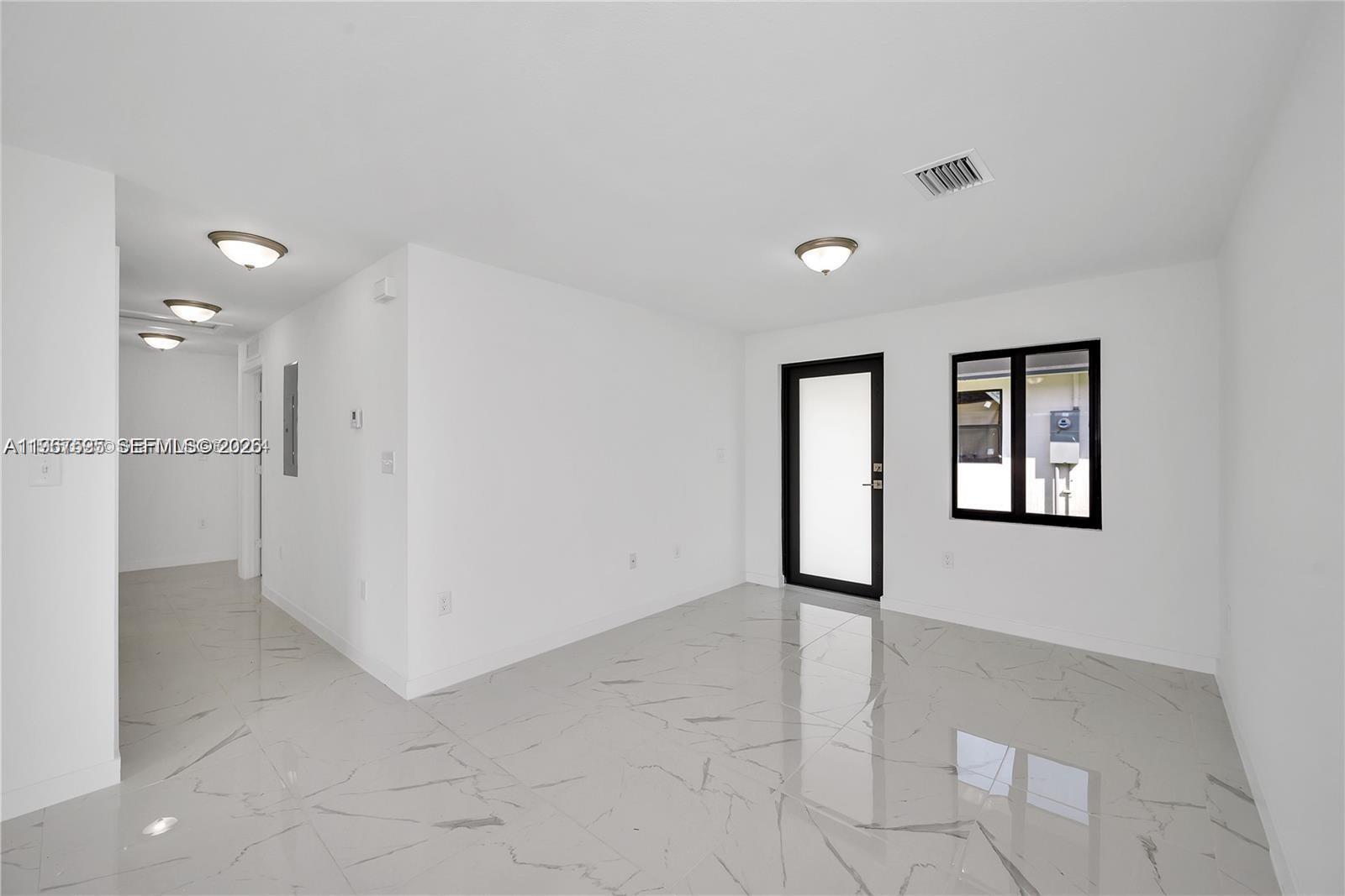   /  1900 sq. ft. $ 2026-02-18 0 foto