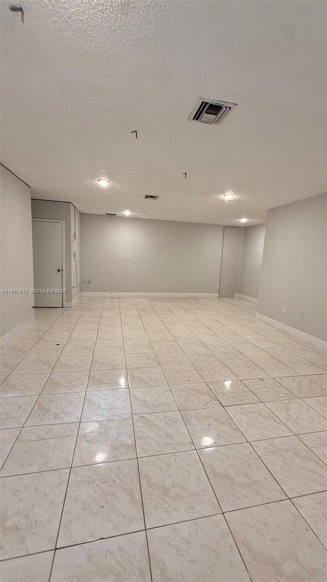 See details 10 / sq. ft. $ 2026-02-18 0 Photo