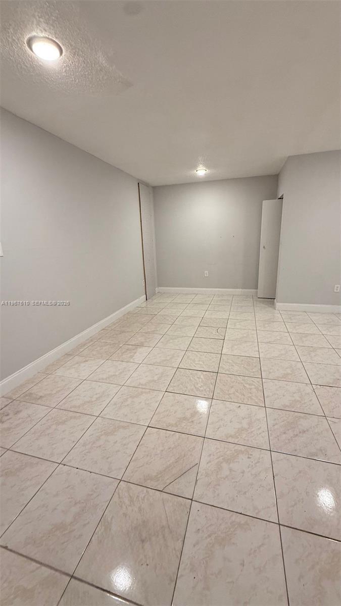 See details 10 / sq. ft. $ 2026-02-18 0 Photo