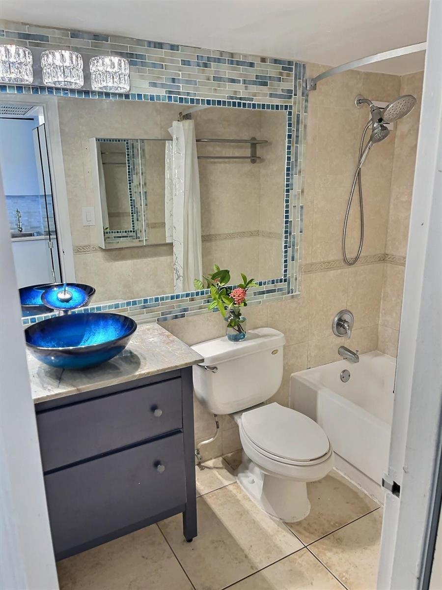 Photo of 19201 Collins  #809, Sunny Isles Beach, Florida, 33160 - 809 - 06