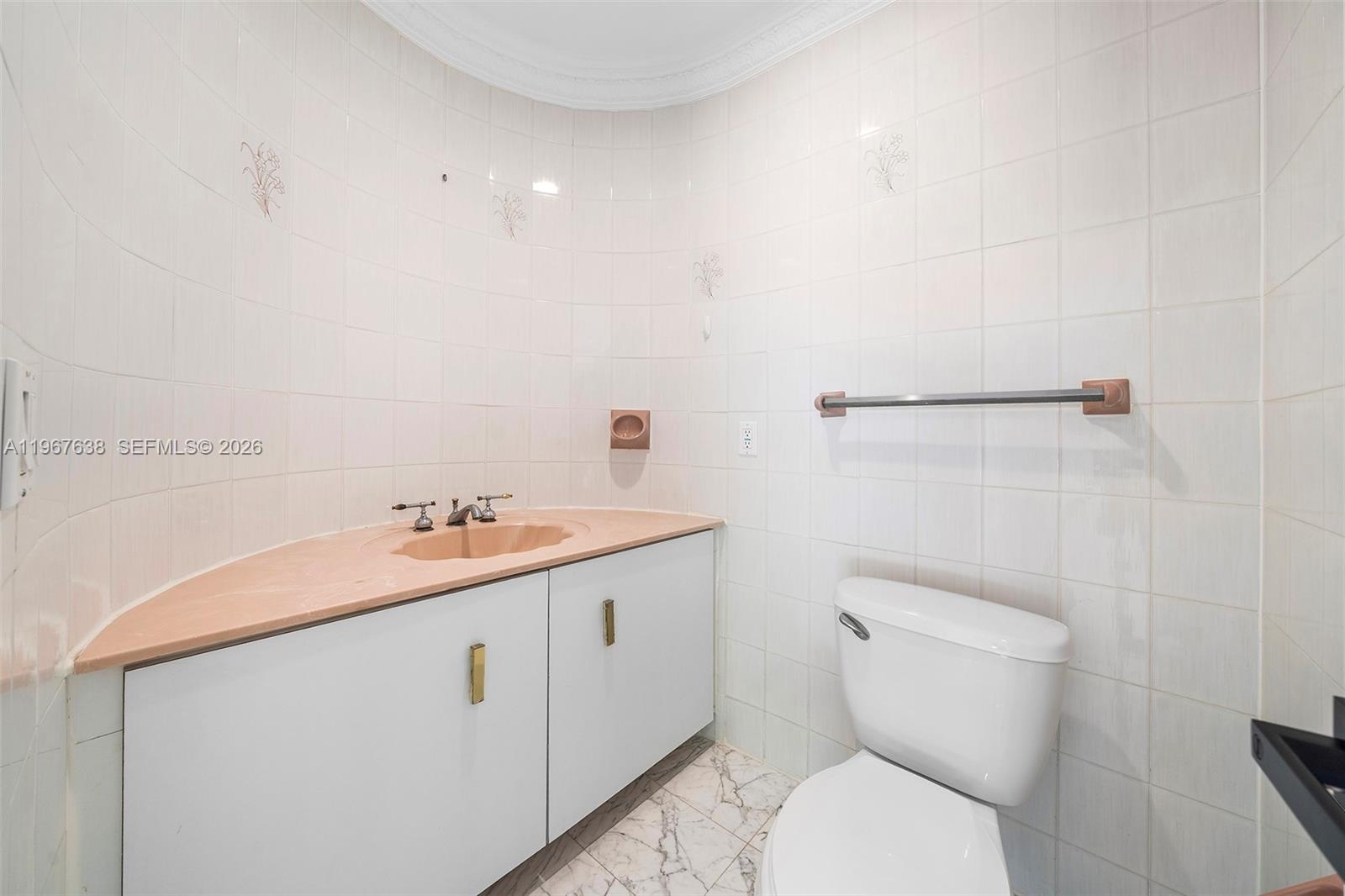 Photo of 465 Golden Beach Dr  (465), Golden Beach, Florida, 33160 - 