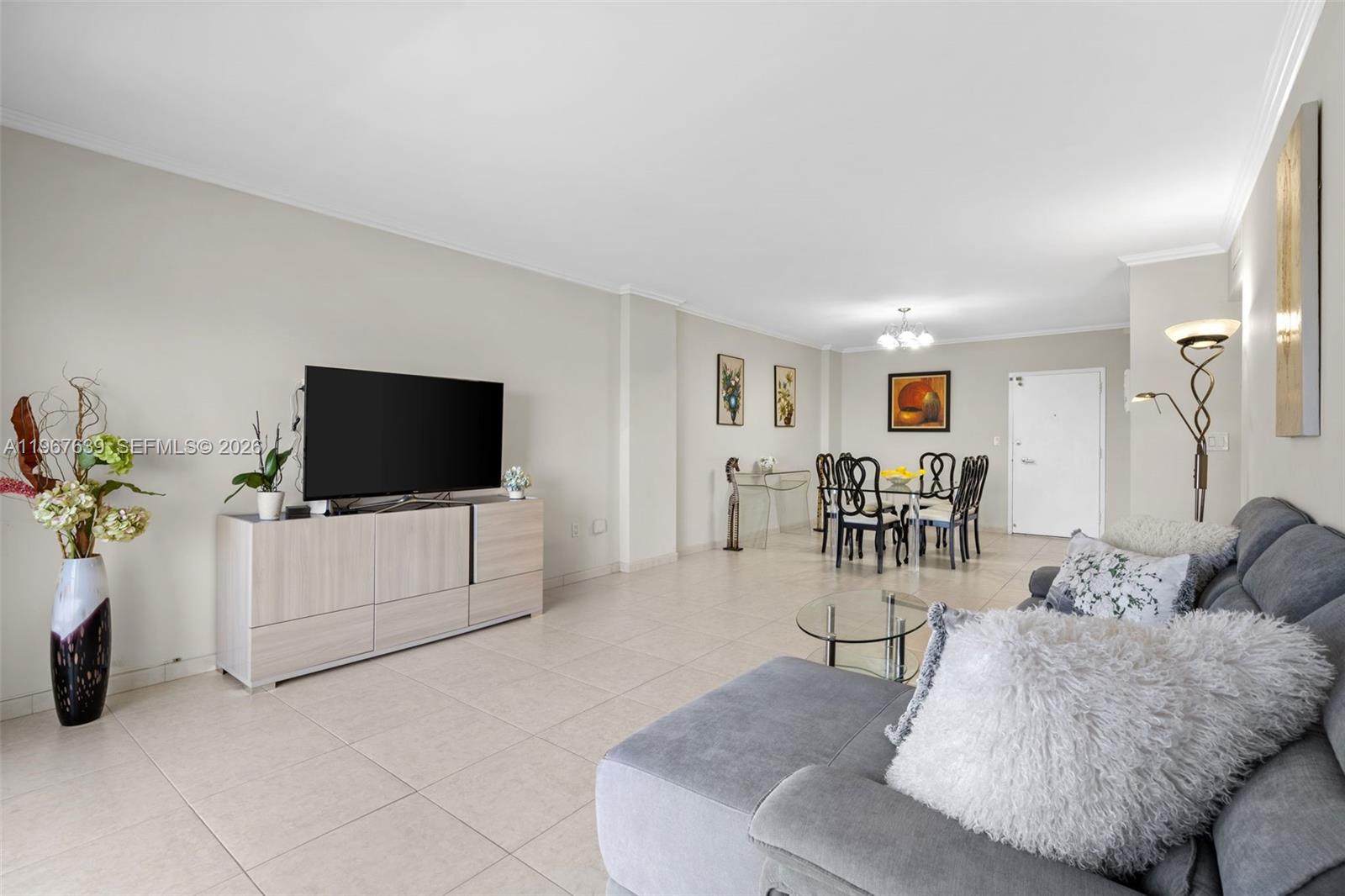 1910 2 / 2 1220 sq. ft. $ 2026-02-18 0 foto